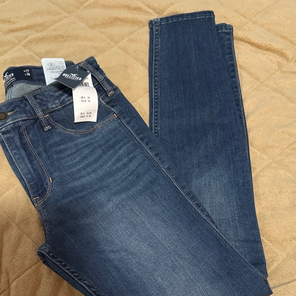NWT Hollister Classic Indigo Jeans
